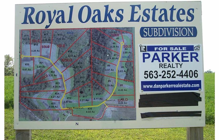 Lot 8 Royal Oaks Estate, Harpers Ferry, IA 52146