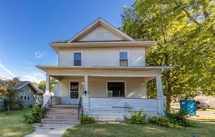 1900 W 3rd St, Waterloo, IA 50701