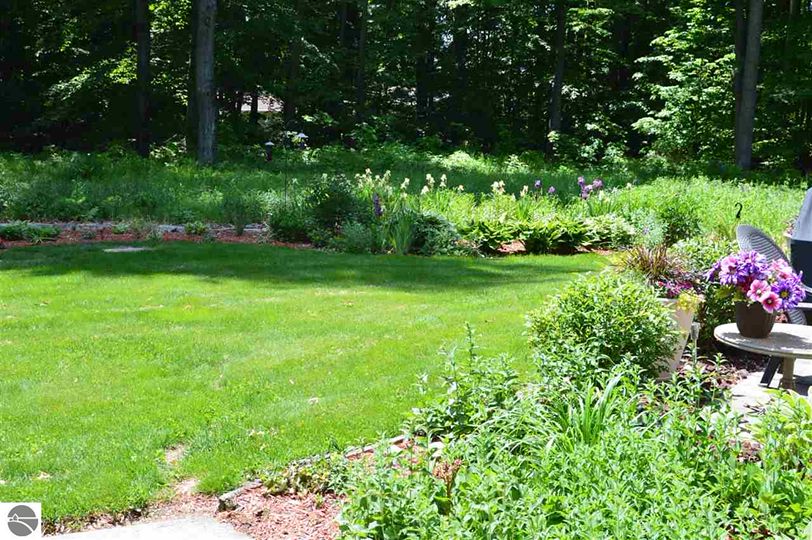 6451 W Jennings Rd Lake City Mi 49651