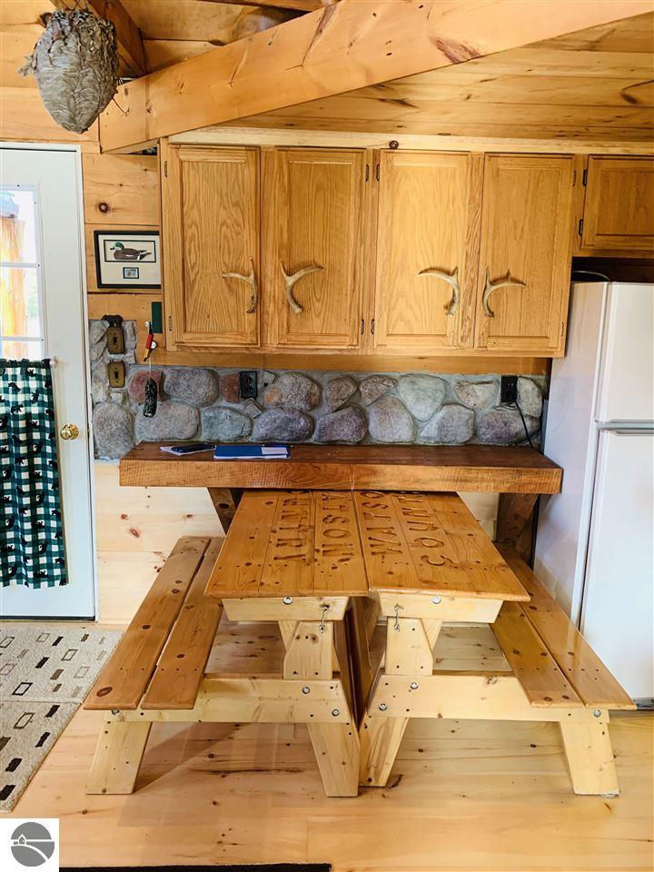 1583 Sand Cut Rd Hulbert Mi 49748