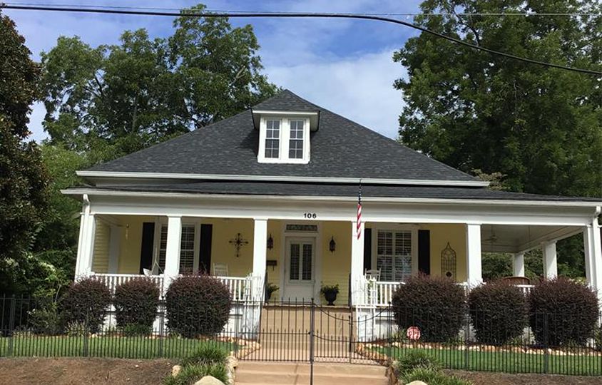 106 Wardlaw St, Abbeville, SC 29620