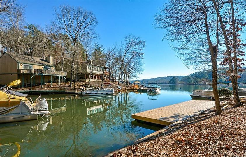 166 Narrows Loop, Waleska, GA 30183