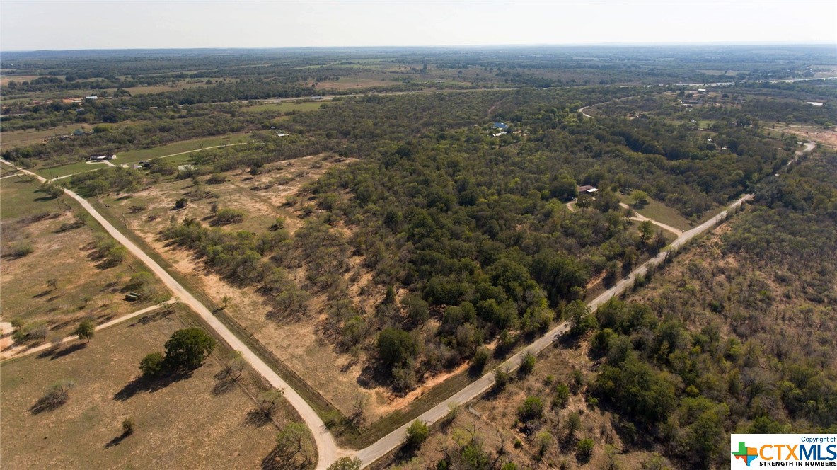 main property photo 11