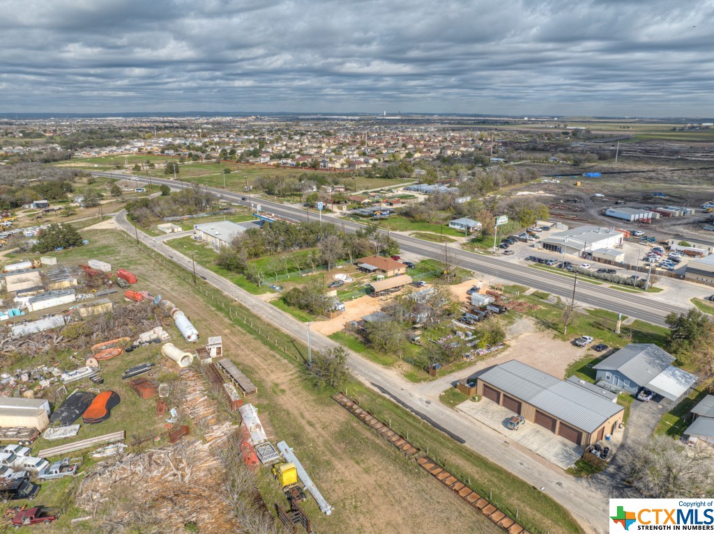 main property photo 11
