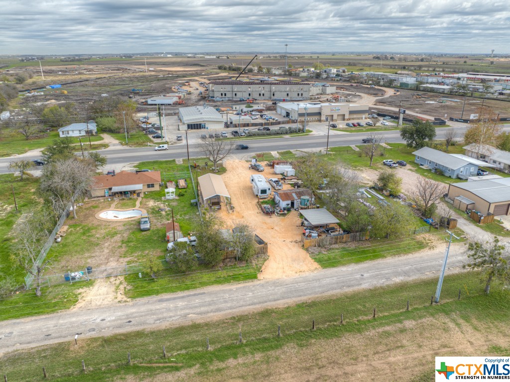main property photo 7
