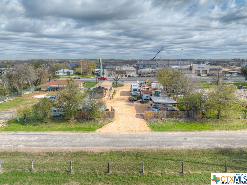 main property photo 8