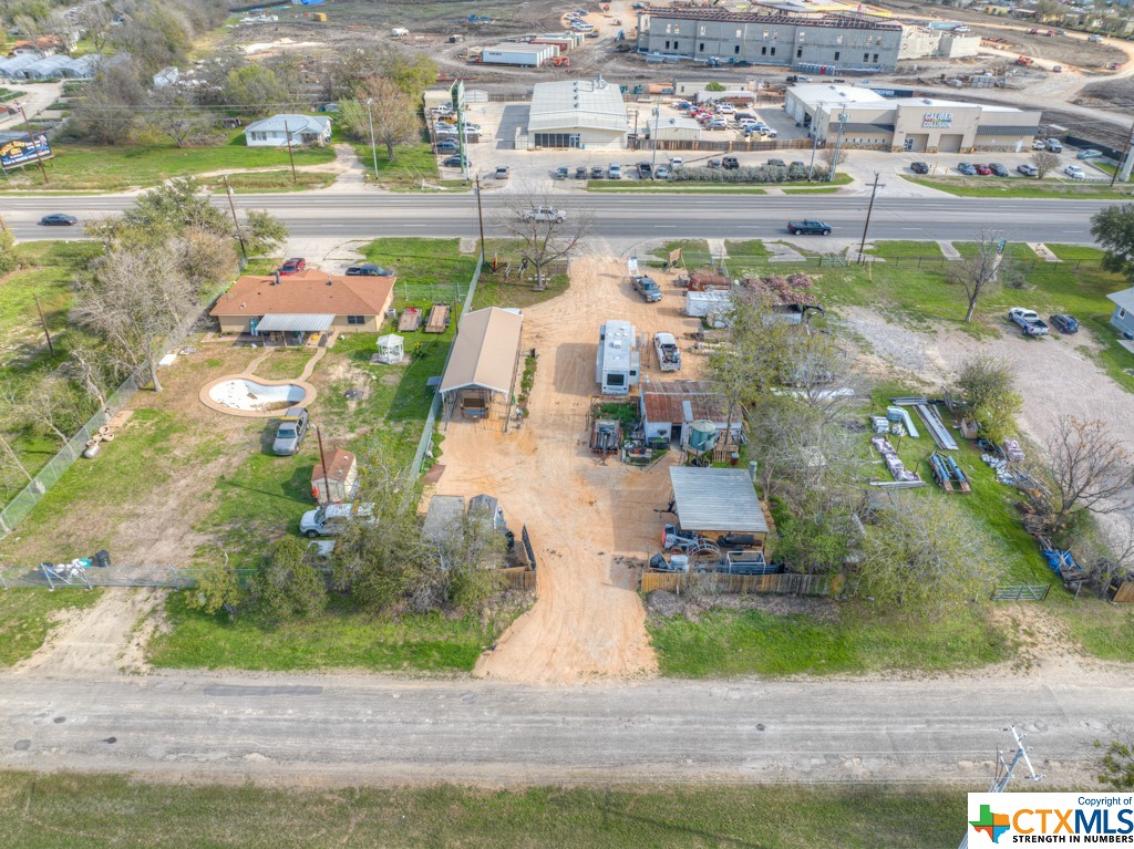 main property photo 9