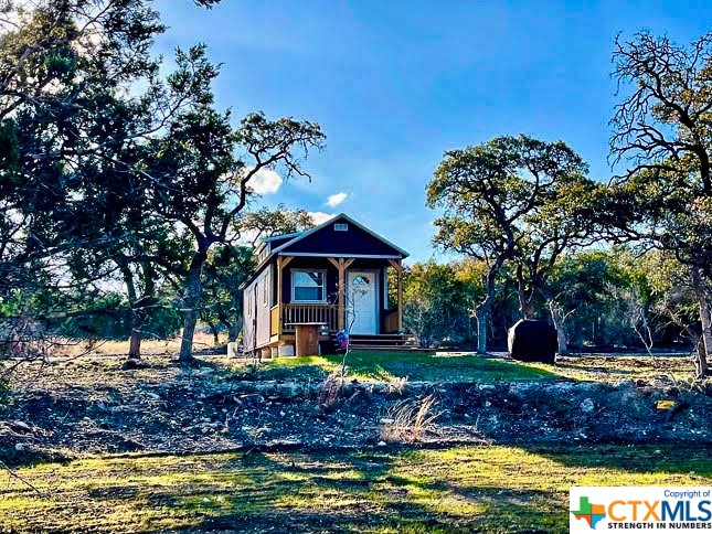 main property photo 13