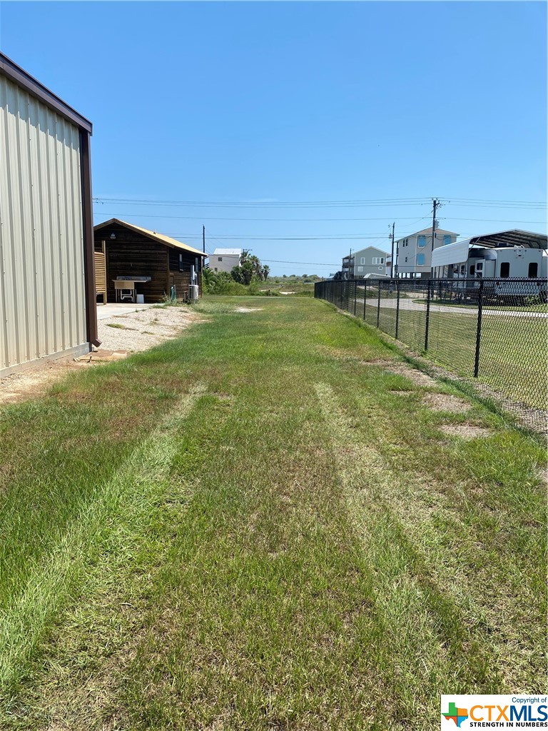 main property photo 8