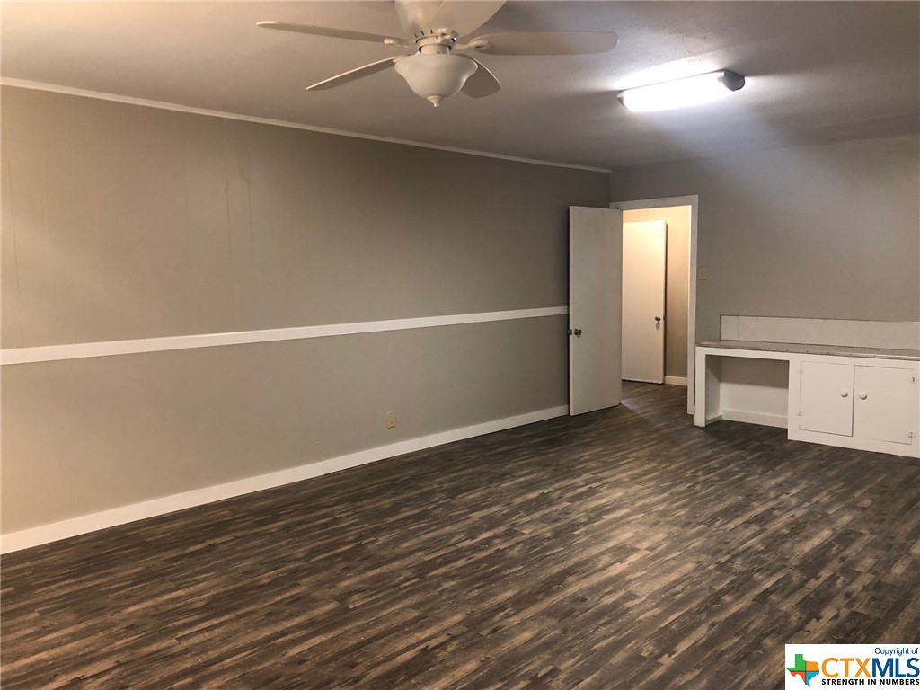 property viewer photo 7