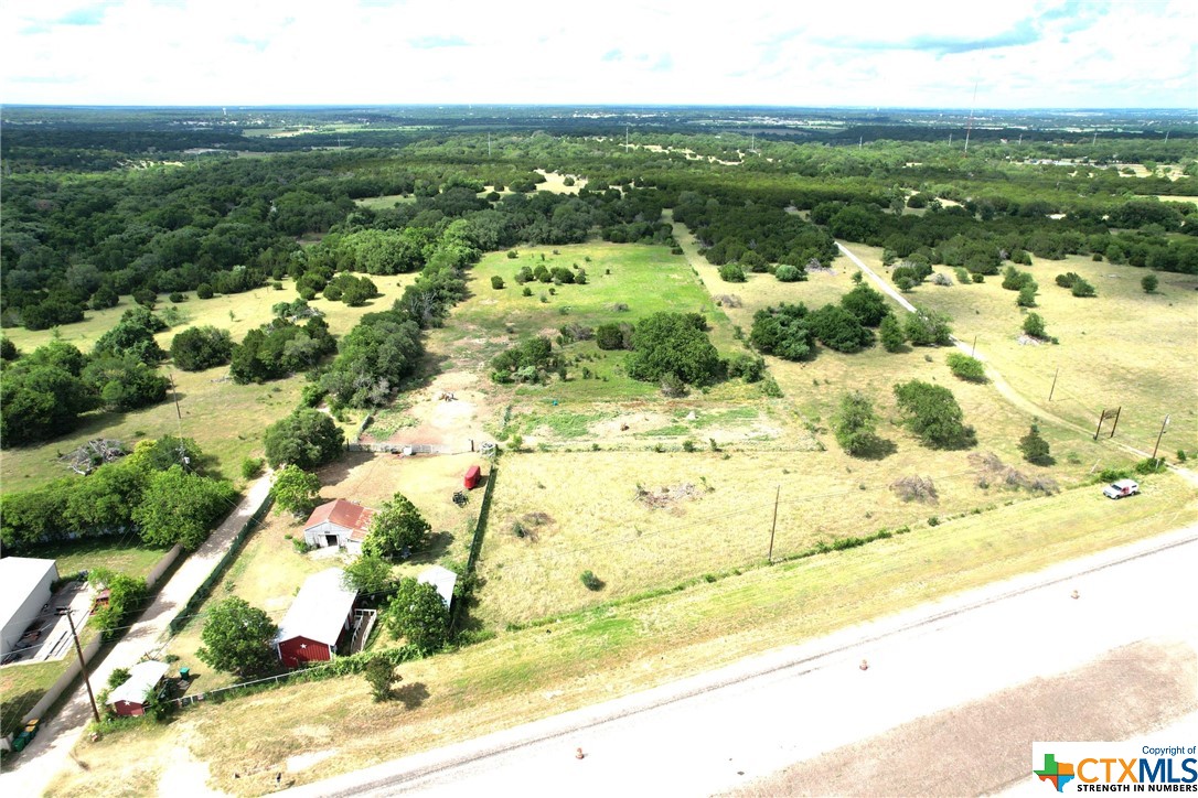 main property photo 28