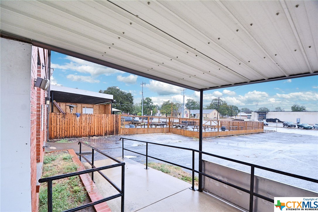 main property photo 36