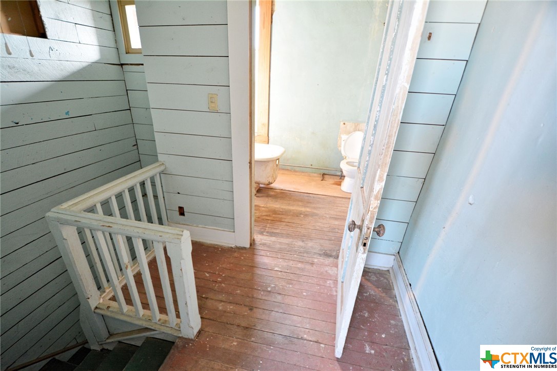main property photo 22