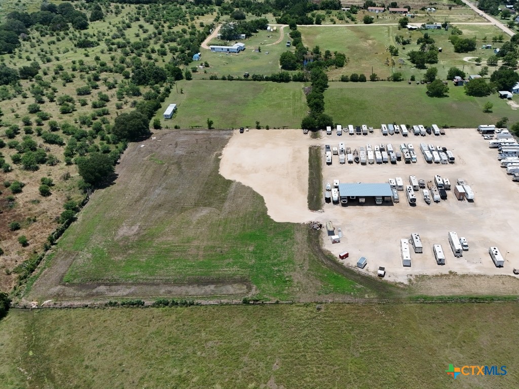 main property photo 16