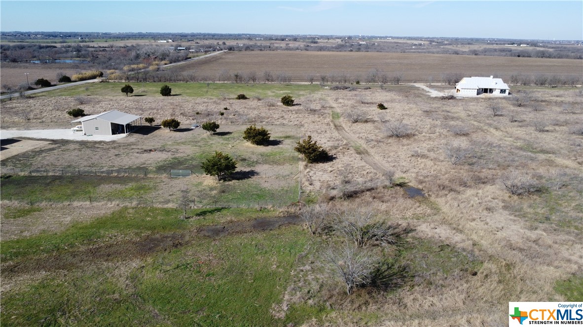 main property photo 9