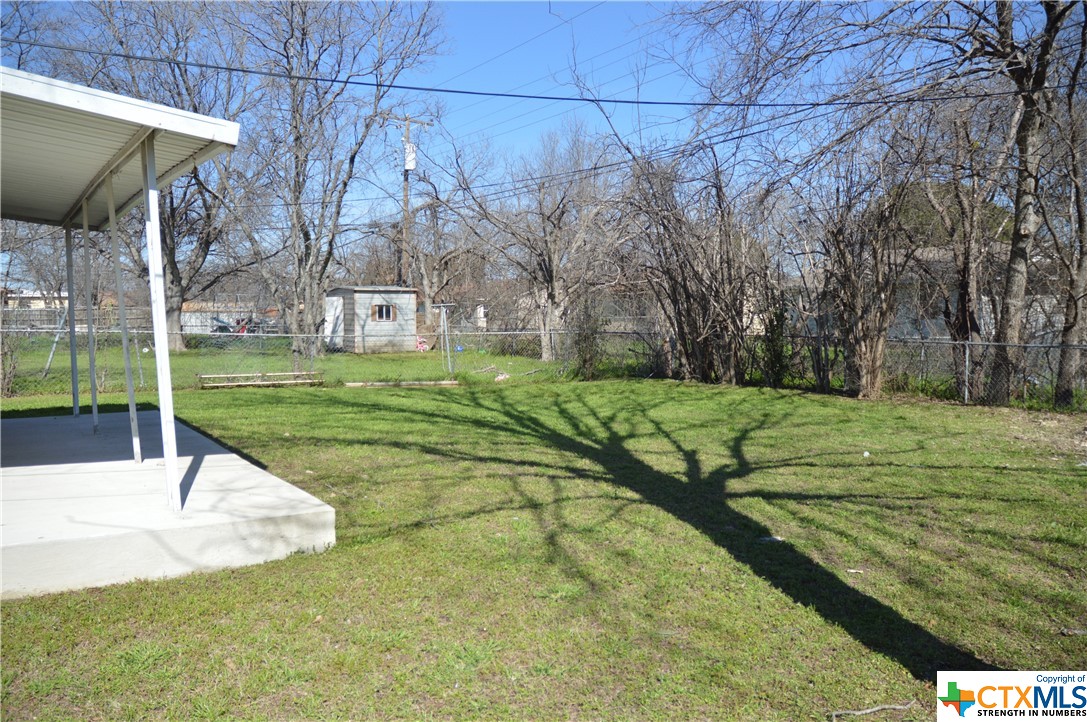 main property photo 17