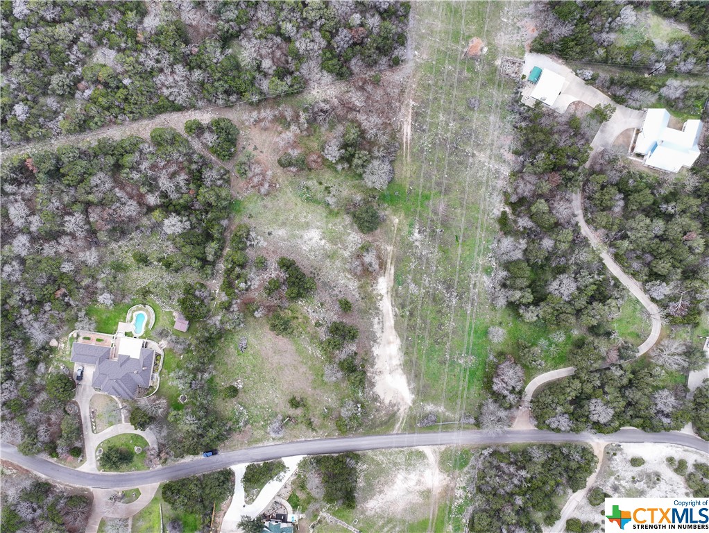 main property photo 19