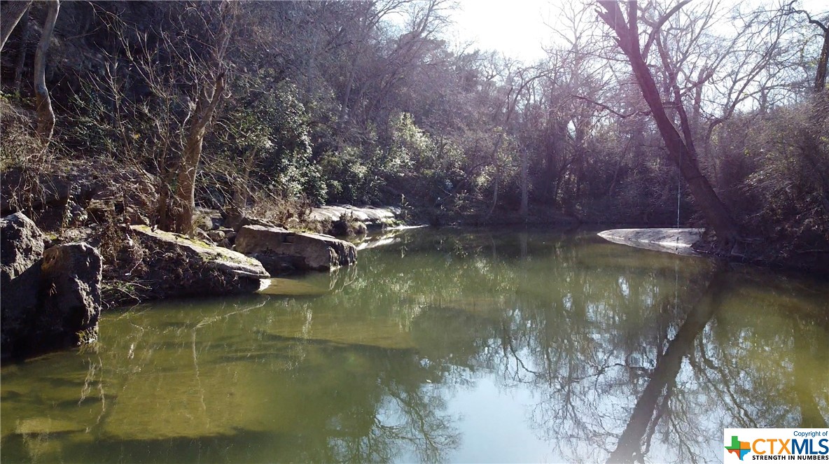 main property photo 10