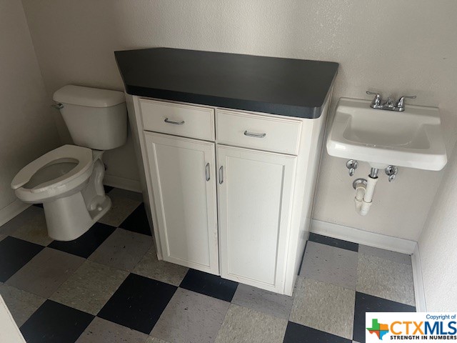 main property photo 9