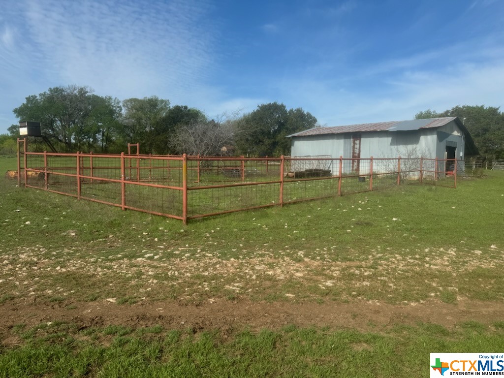 main property photo 23
