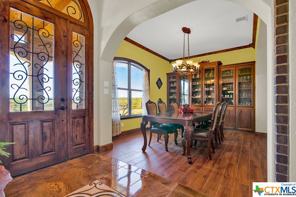 main property photo 12