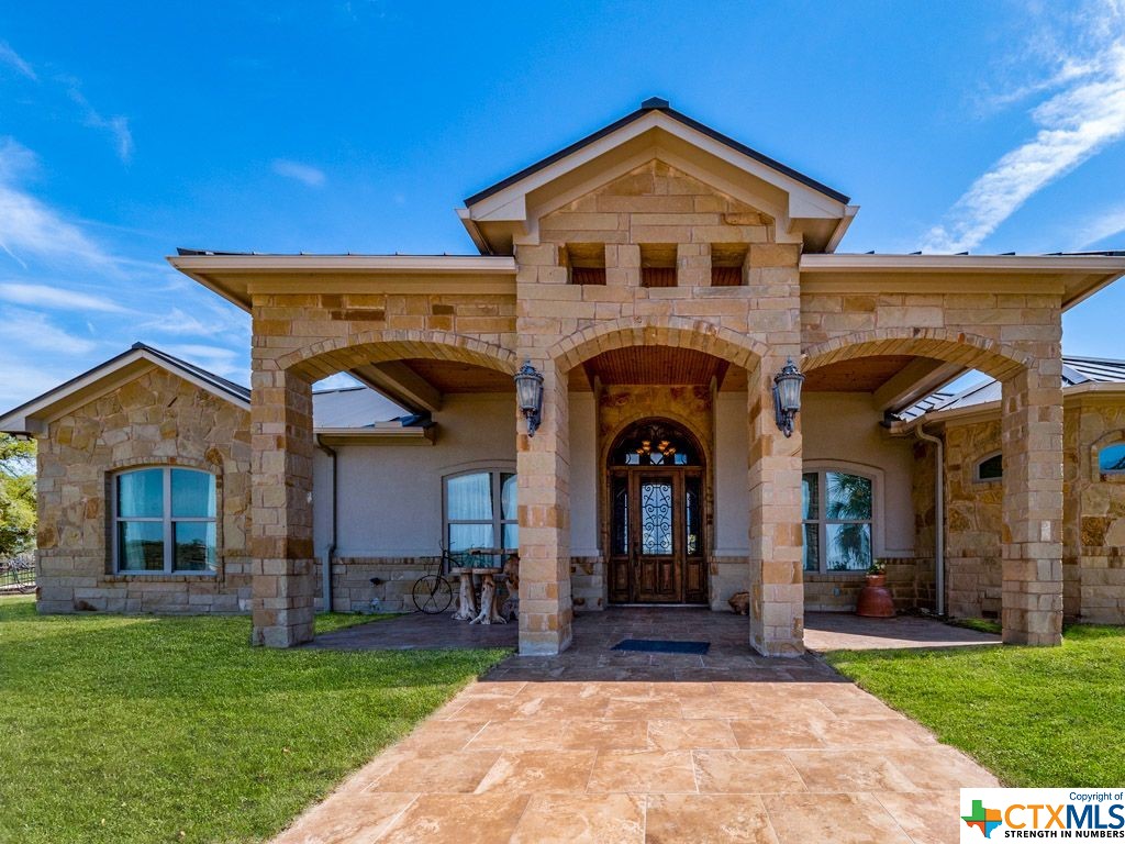 main property photo 4