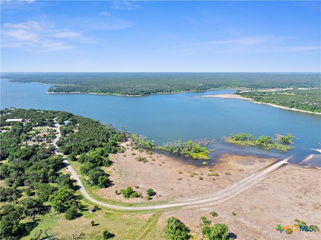 main property photo 26