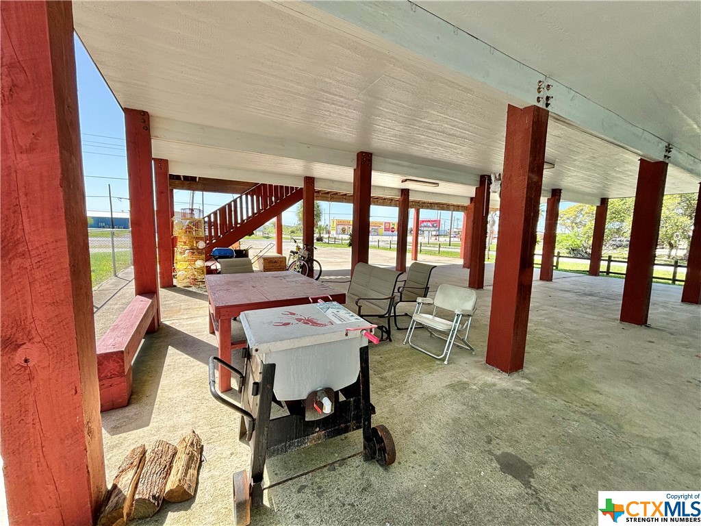 main property photo 24