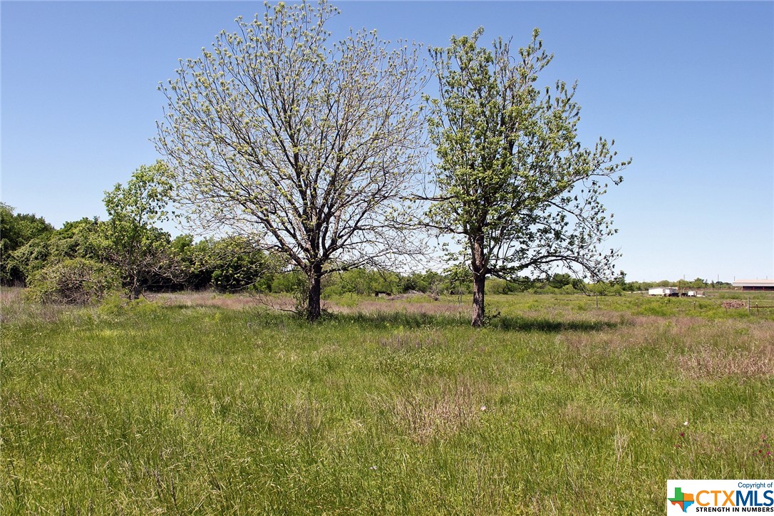 main property photo 9