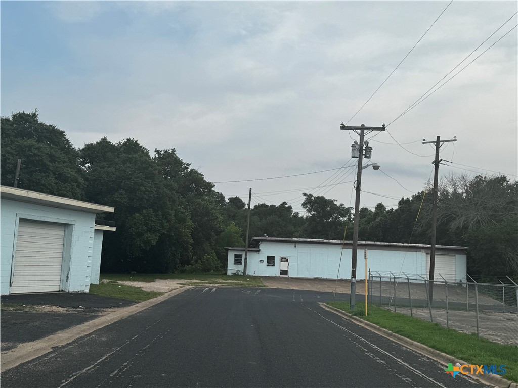 main property photo 5
