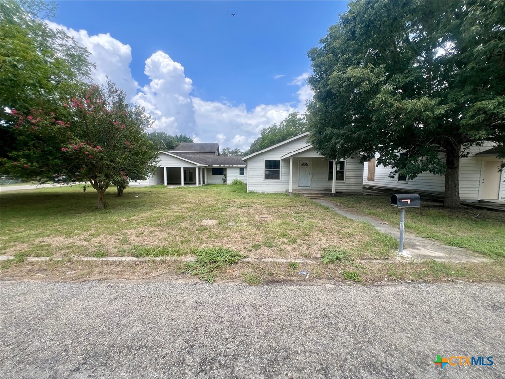 main property photo 14