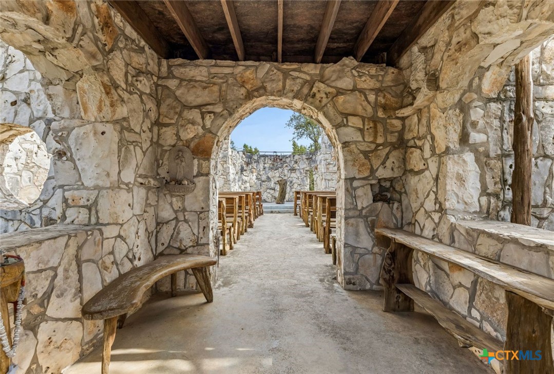 main property photo 37