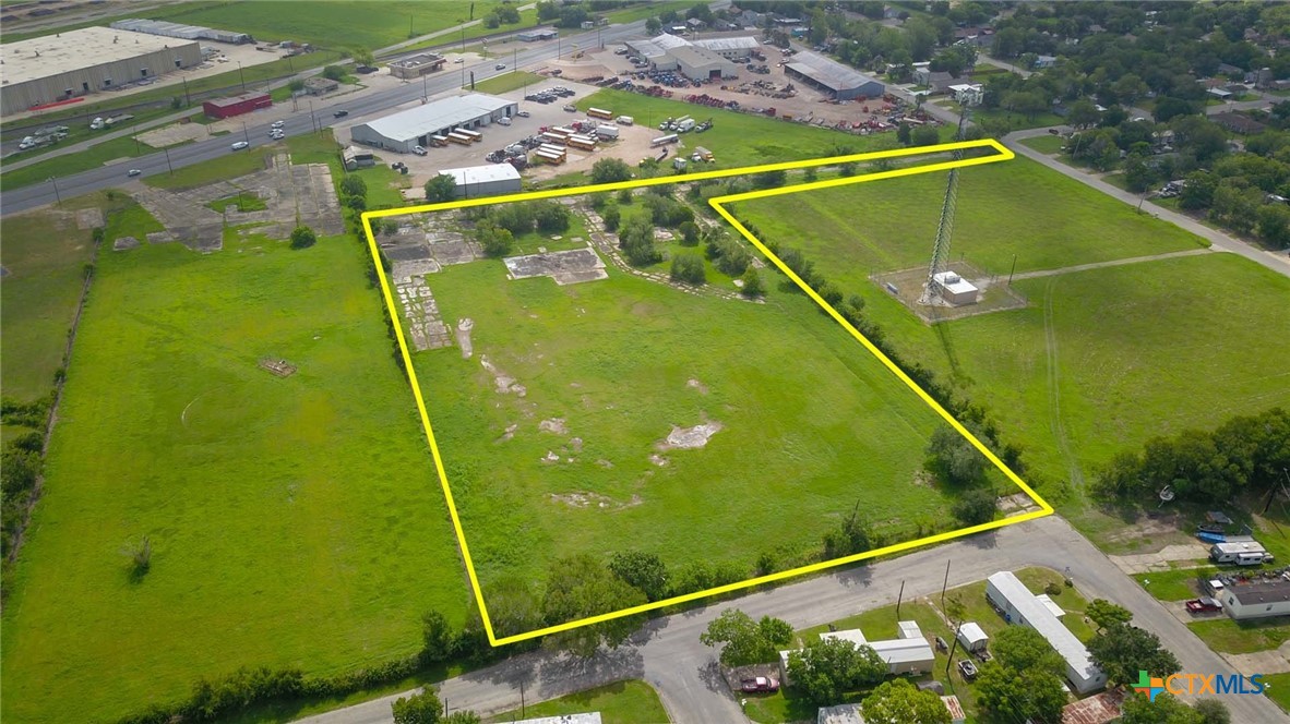 main property photo 6
