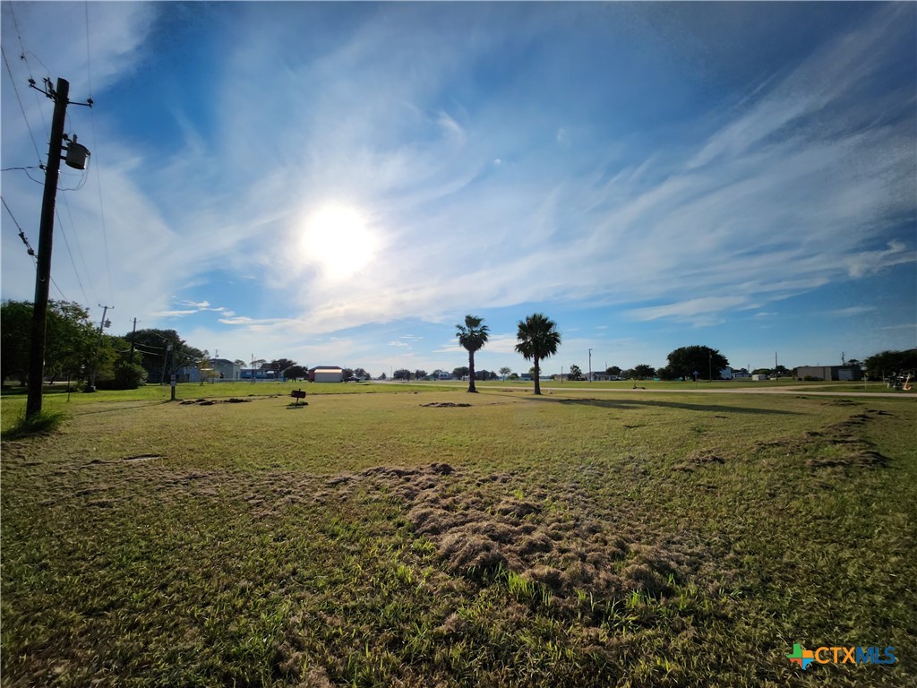 main property photo 14