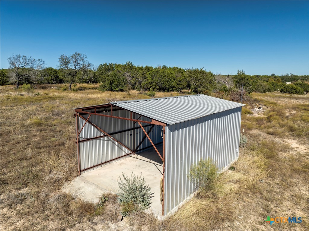 main property photo 13
