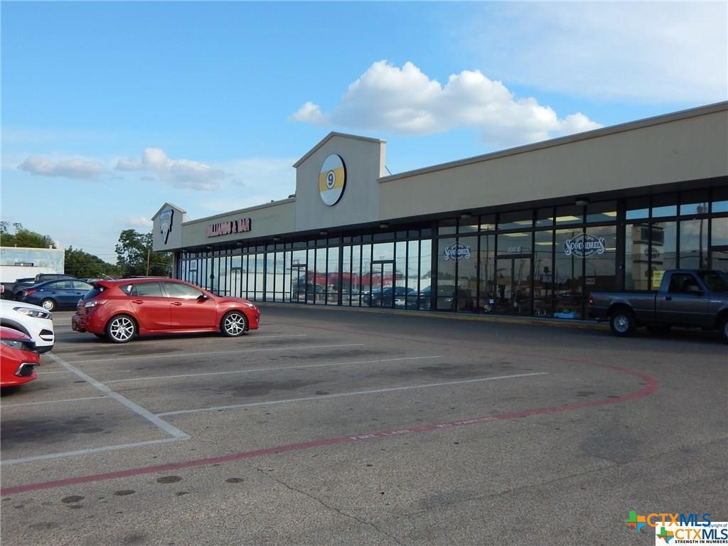 main property photo 4