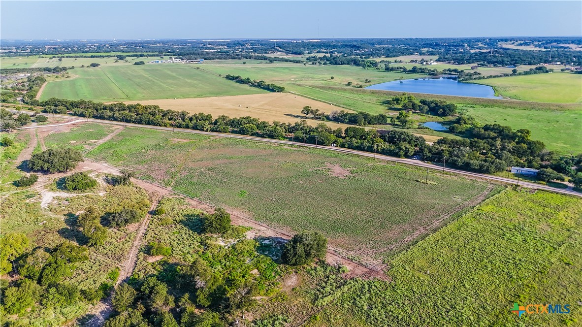main property photo 11