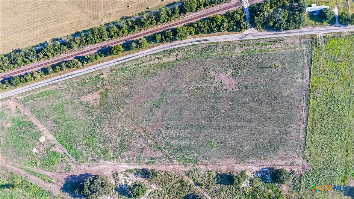 main property photo 27