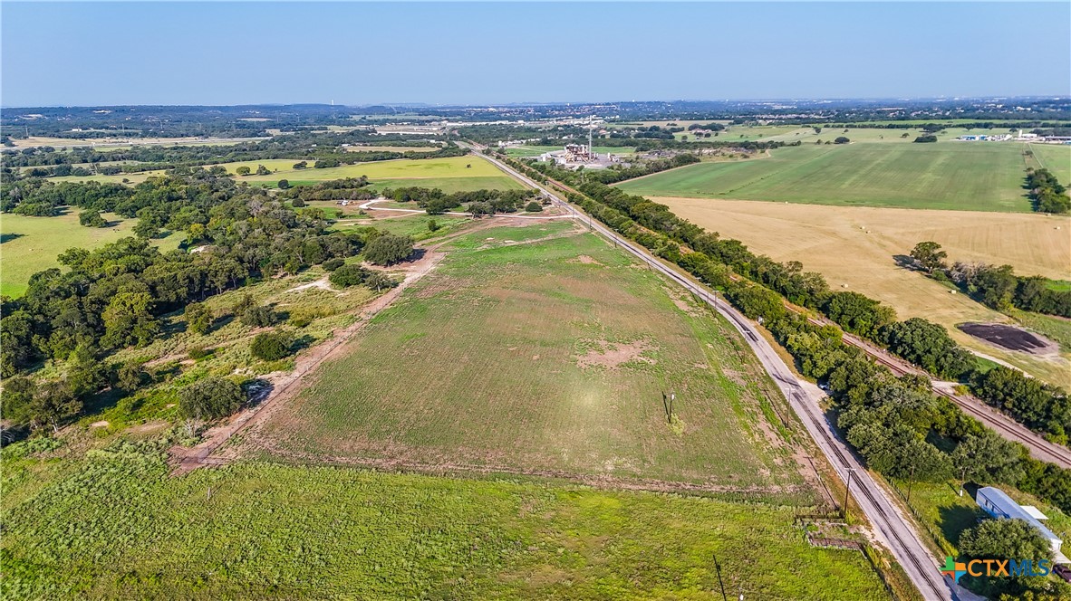 main property photo 8