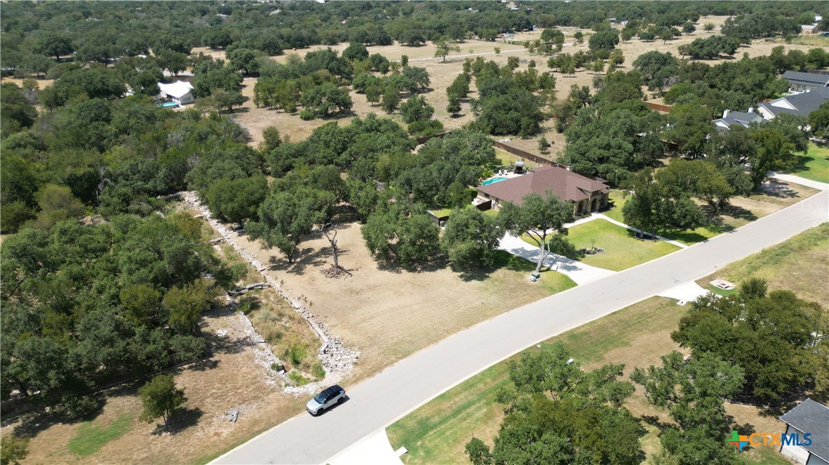 main property photo 10