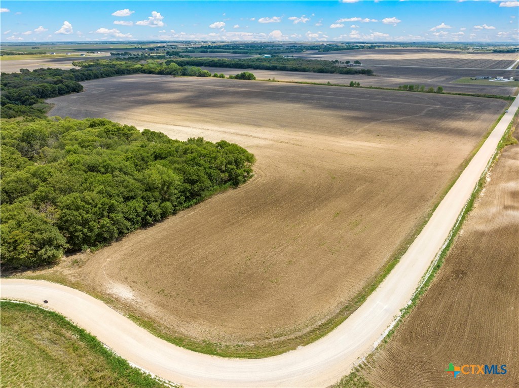 main property photo 10