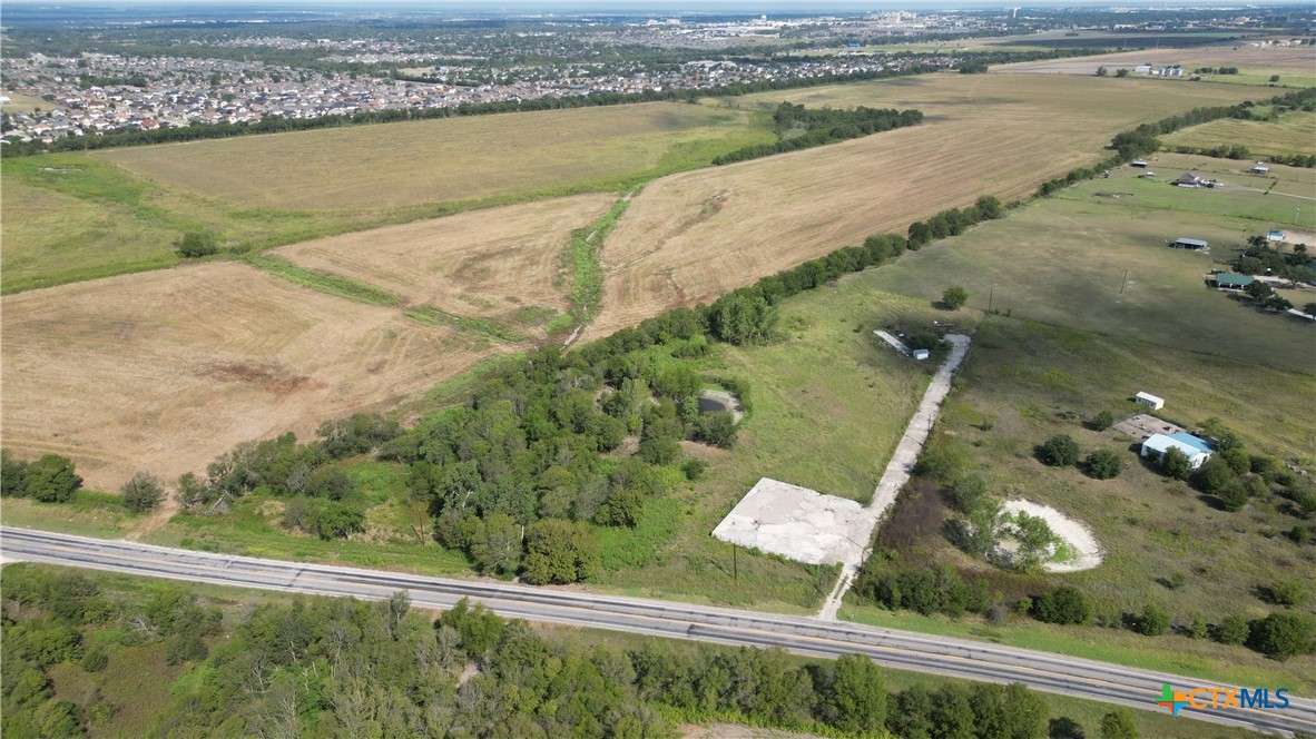 main property photo 19