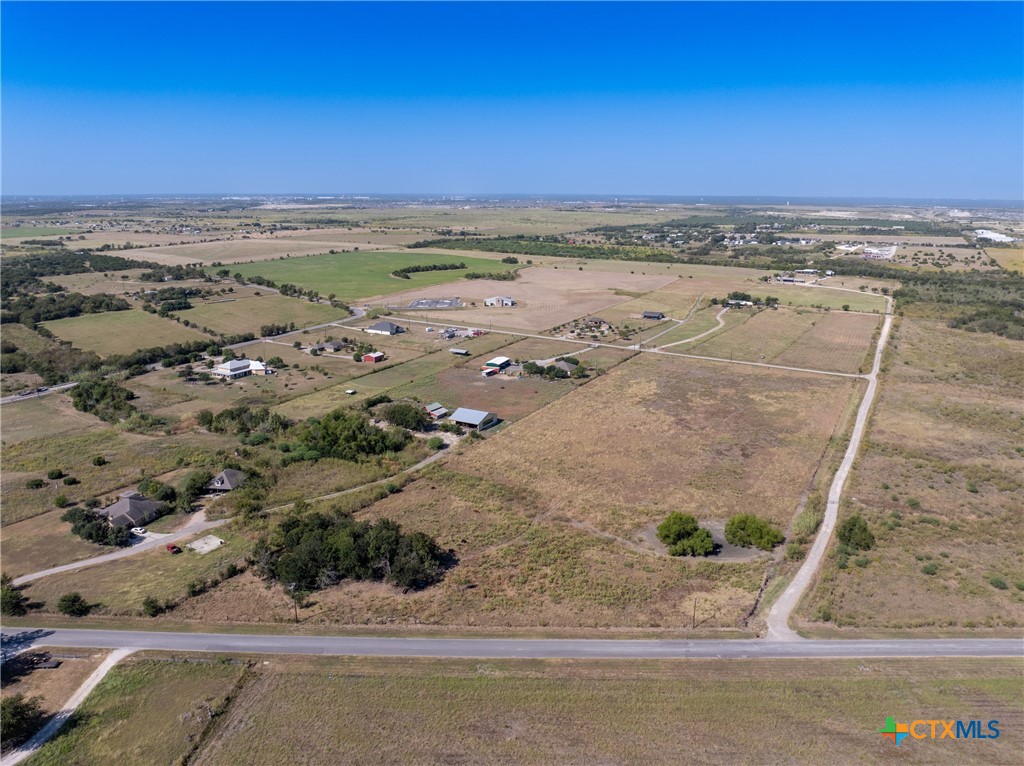 main property photo 9
