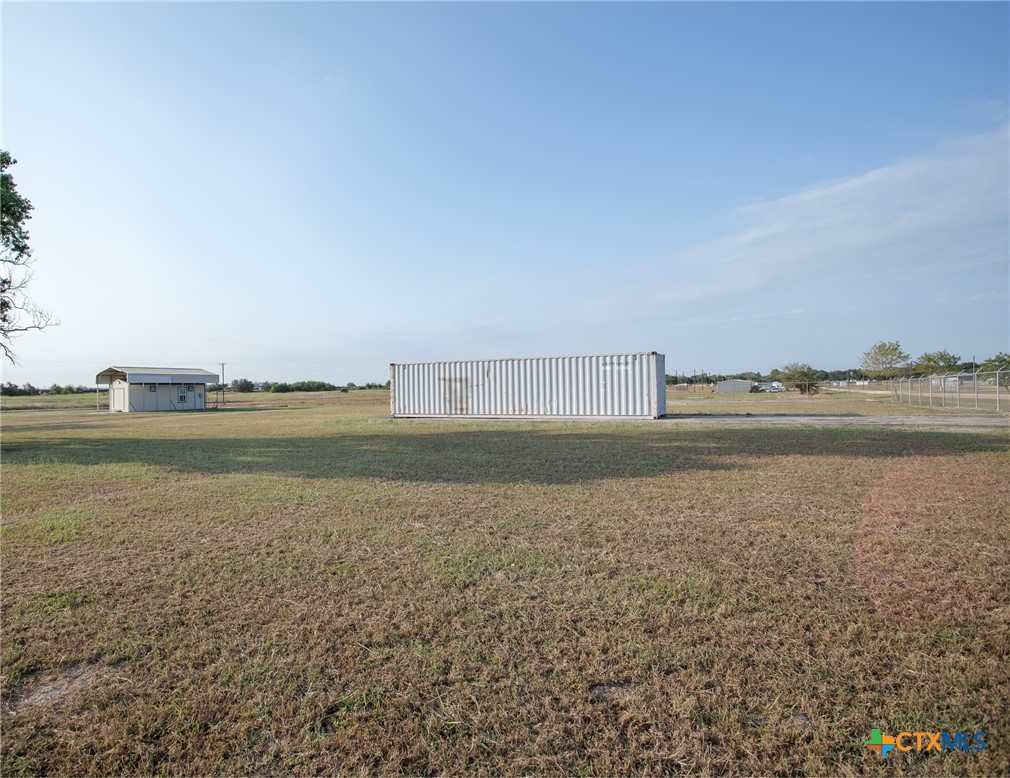 main property photo 16
