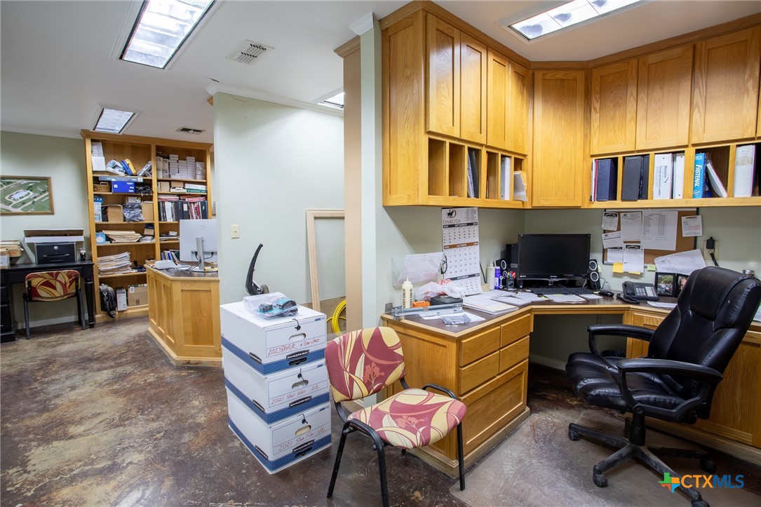main property photo 47