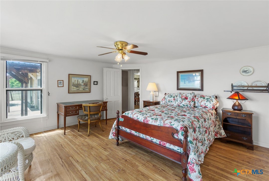 main property photo 17