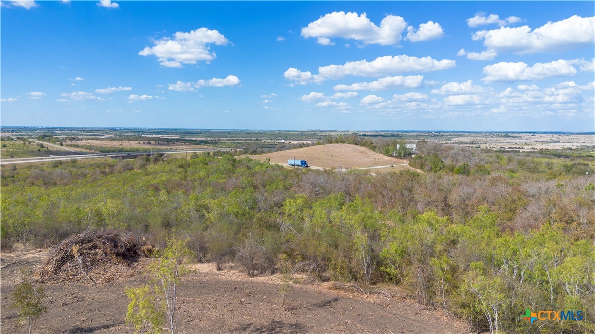 main property photo 10