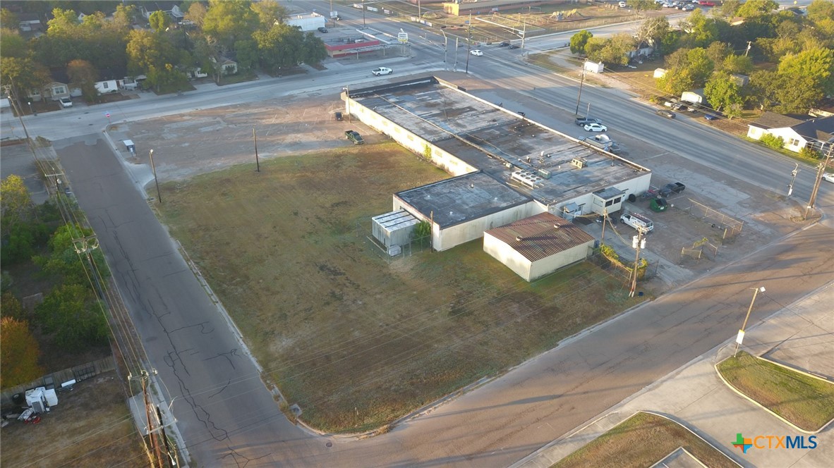 main property photo 46