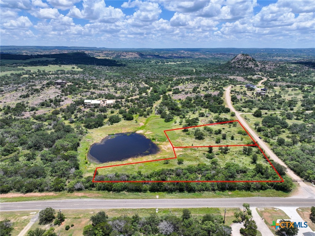 main property photo 6