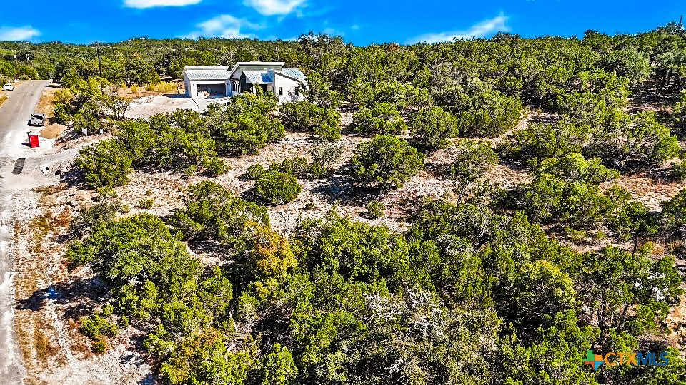 main property photo 11